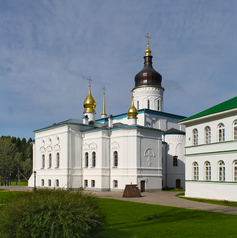 Псковский монастырь сайт